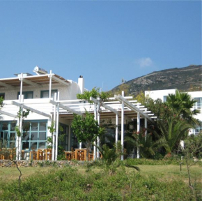 Hotel Plakures